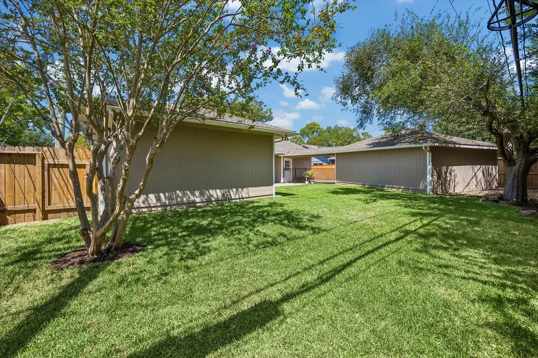 Photo of 607 Blue Willow Drive