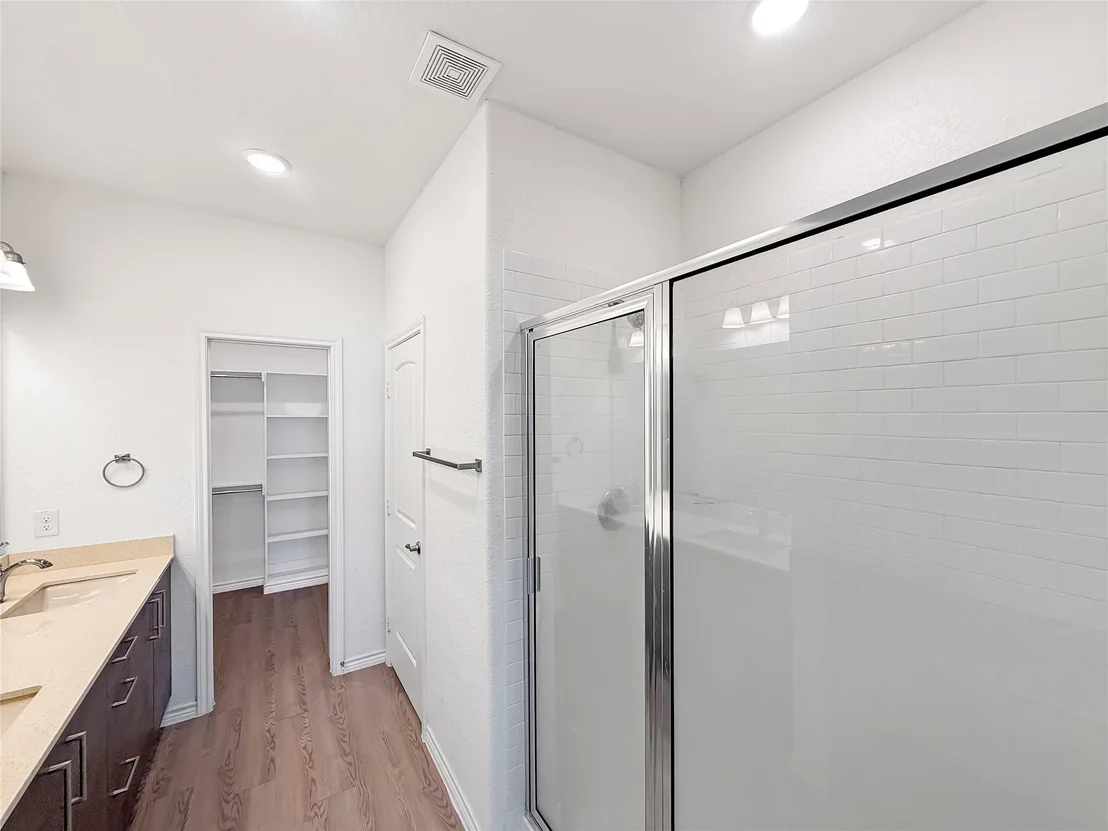 Photo of 6541 Road 5503