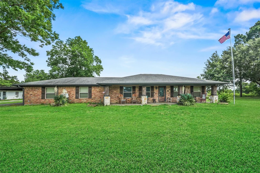 Photo of 34366 Owens Road