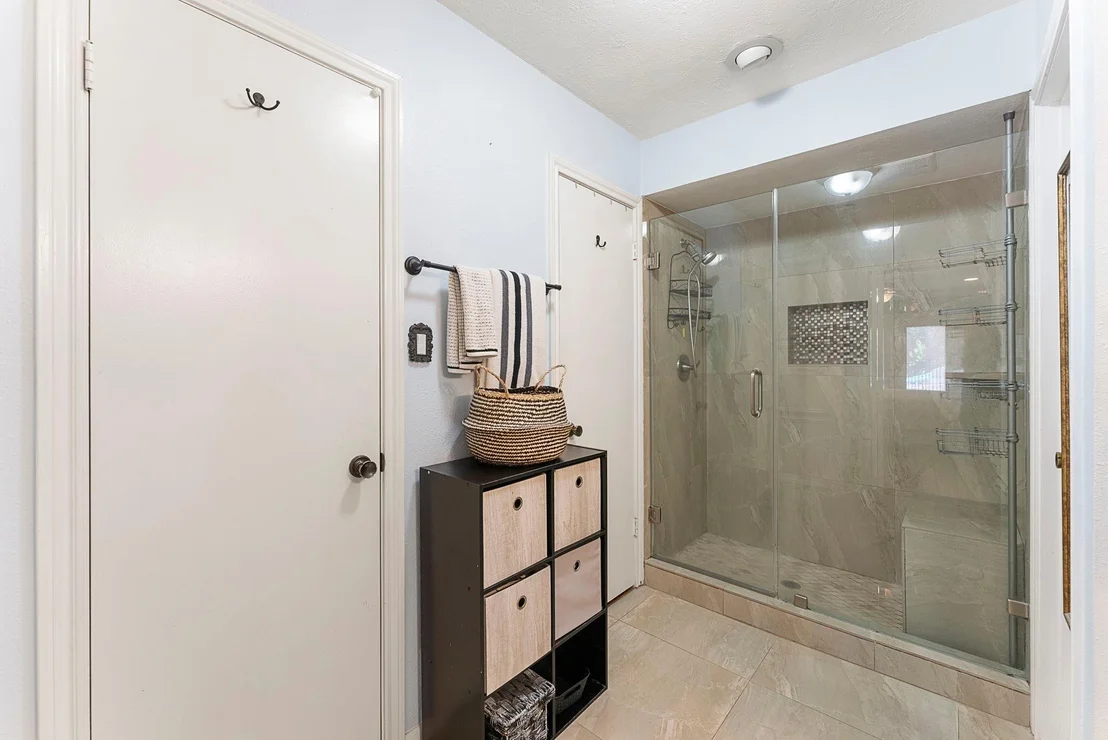 Photo of 618 Brook Hollow Drive