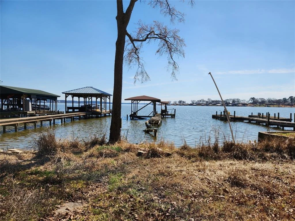 Photo of 1322 Shoreline Circle