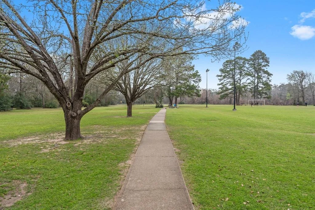Photo of 1606 Pine Oak Drive