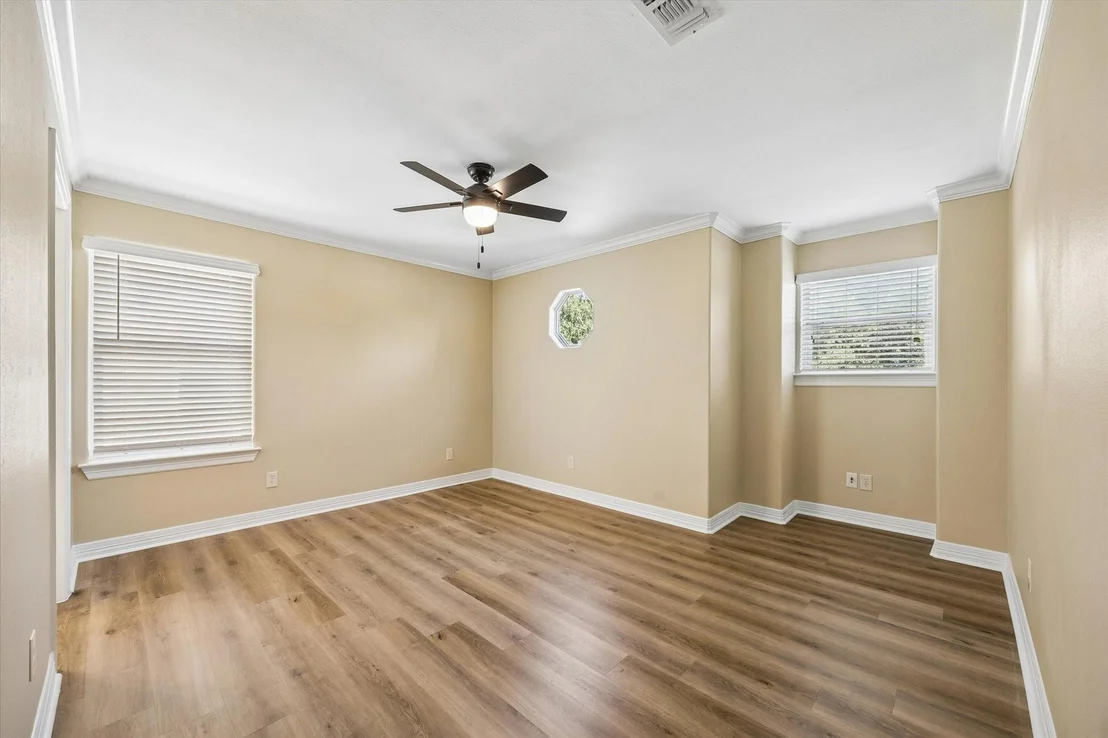 Photo of 1717 Eagle Lake Road