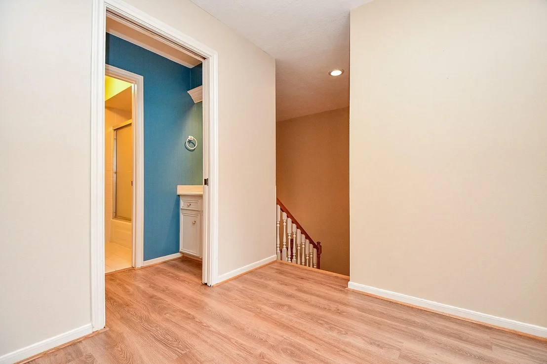 Photo of 1230 Crossfield Drive