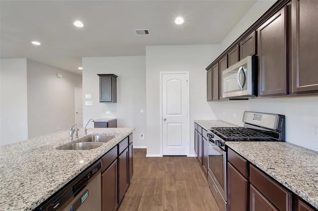 Photo of 2406 Rainier Mist Road