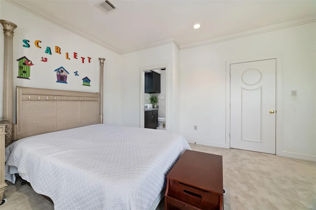 Photo of 2814 Cedar Woods Place