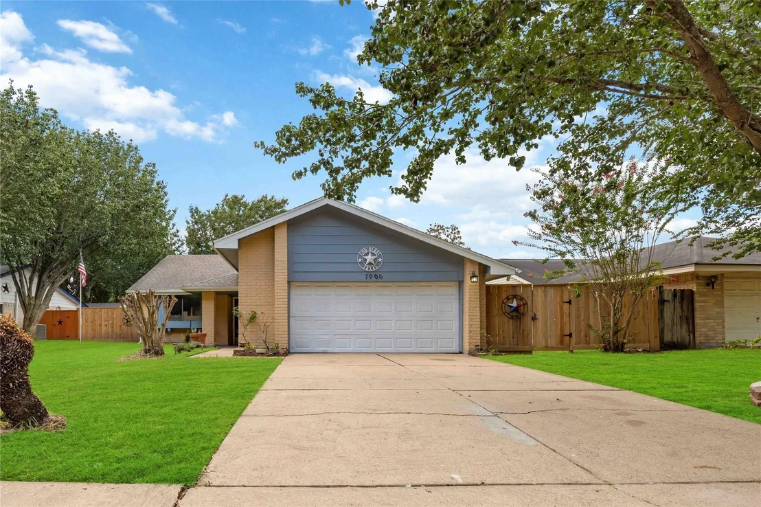 Photo of 7906 El Capitan Drive