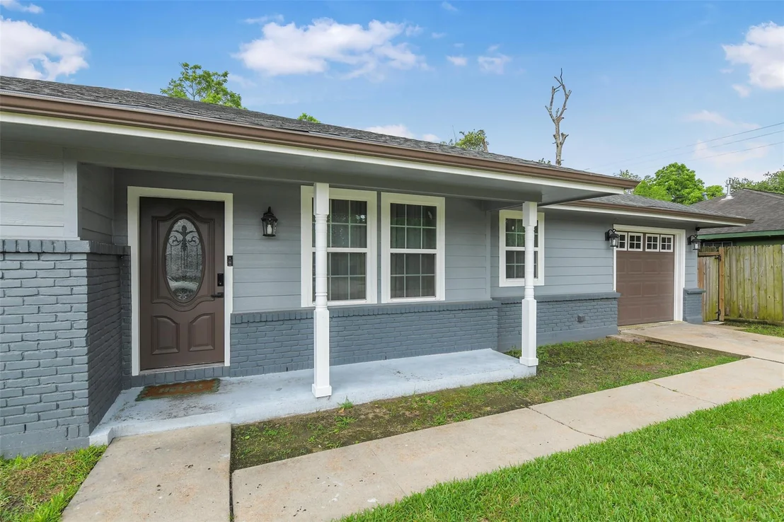 Photo of 6806 Glen Rock Drive