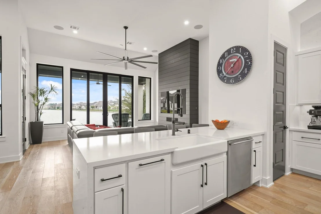 Photo of 2932 Harbor Spring Way