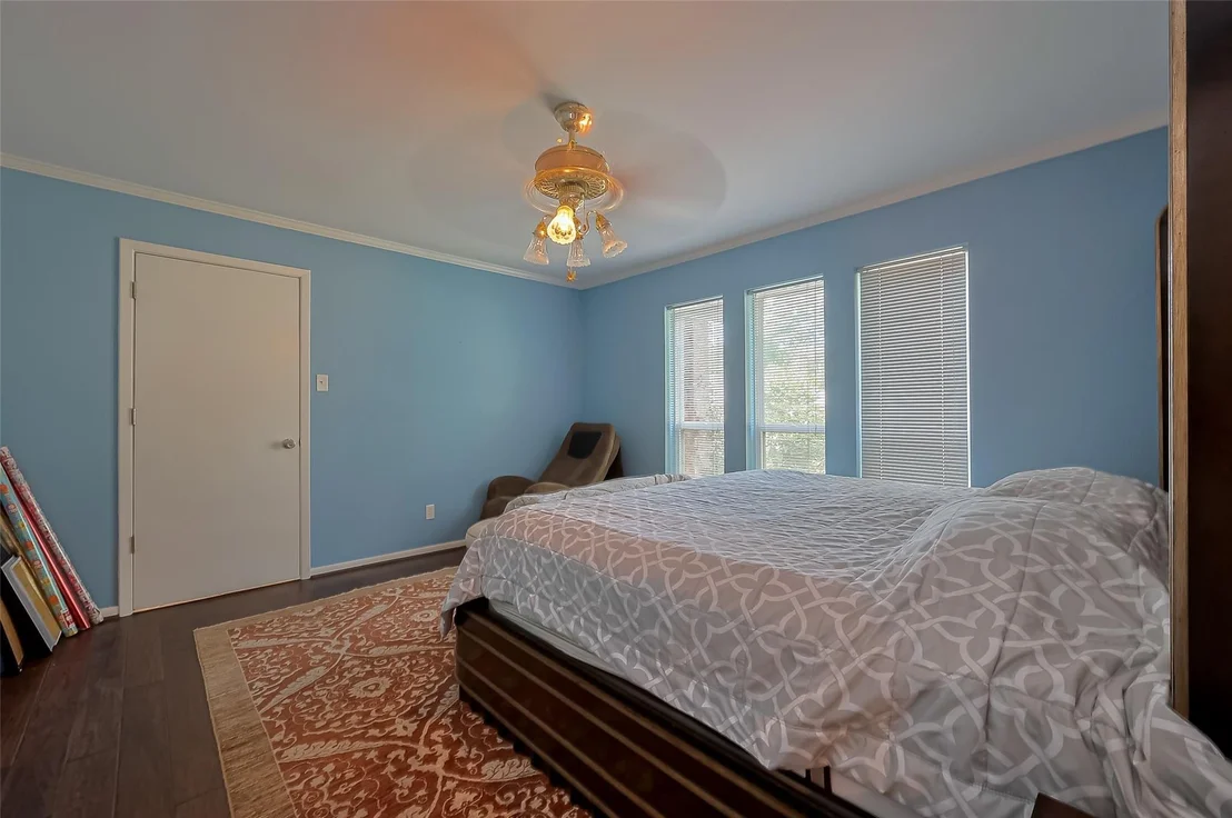 Photo of 14626 Ravenhurst Lane