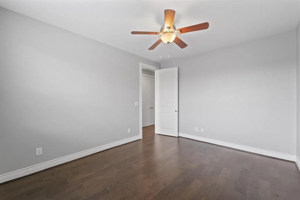 Photo of 8906 Spring Knoll Forest Drive