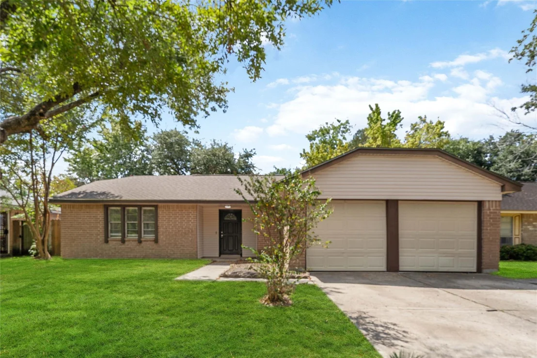 Photo of 13611 Montaigne Drive