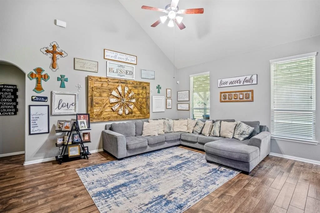 Photo of 9156 Wapiti Trail