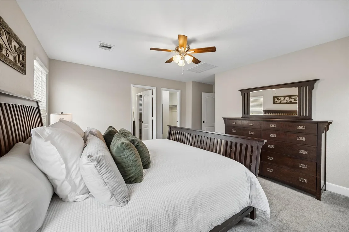 Photo of 1851 Commons Glen Drive