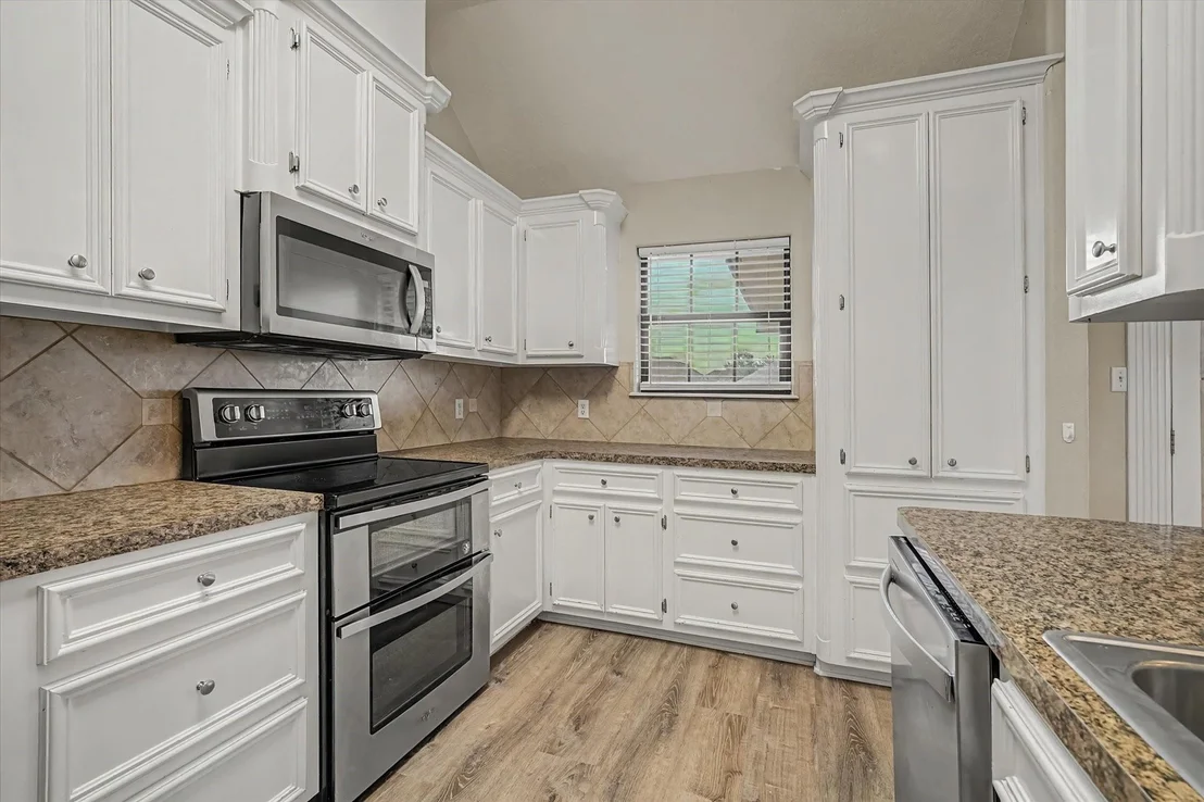 Photo of 1015 Cardinal Drive