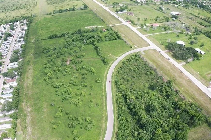 Photo of 2849 Shanks Road