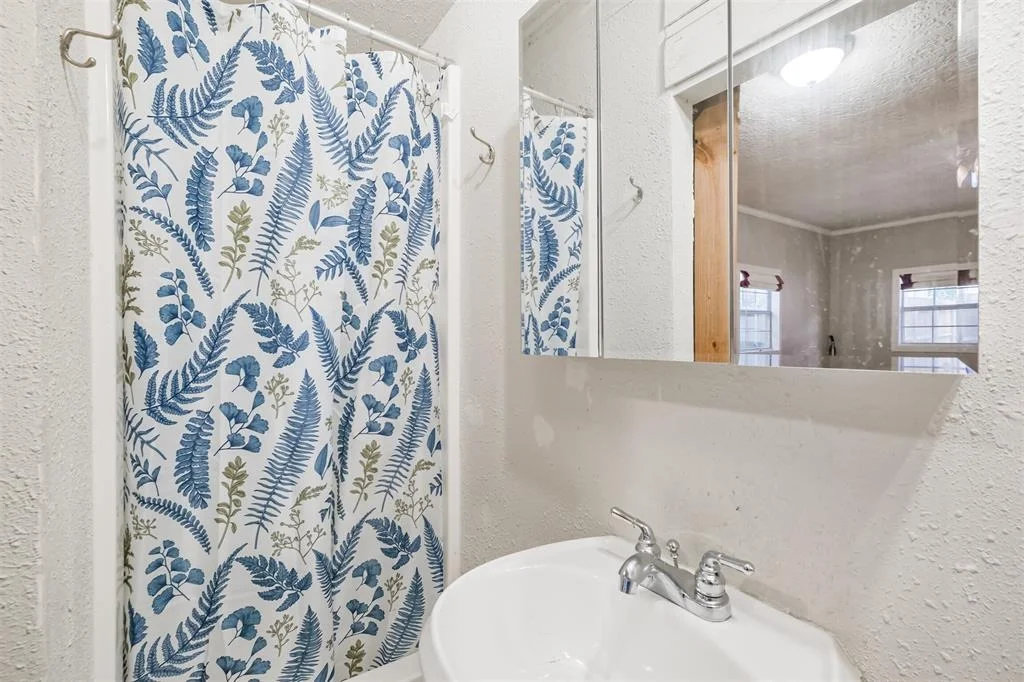Photo of 1009 Tabor Street