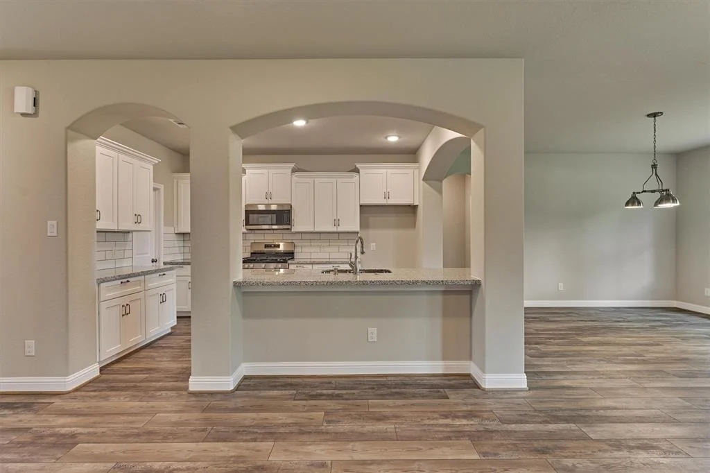Photo of 10477 Valley Drive N