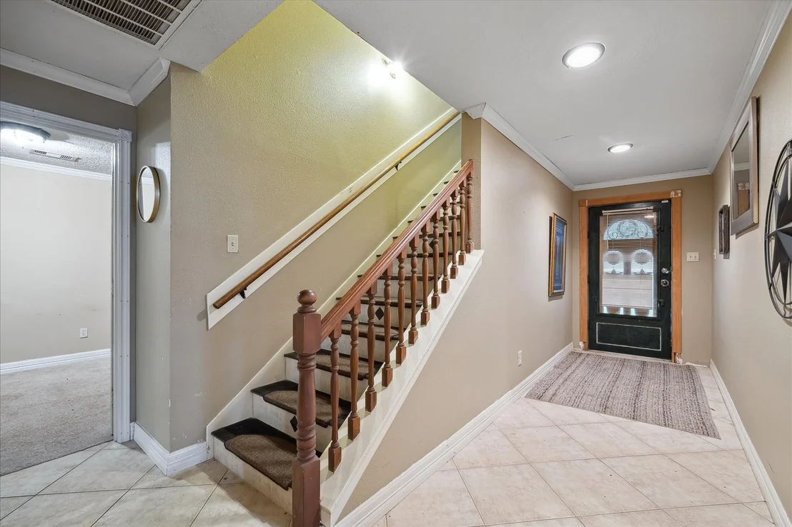 Photo of 803 Hennesey Drive