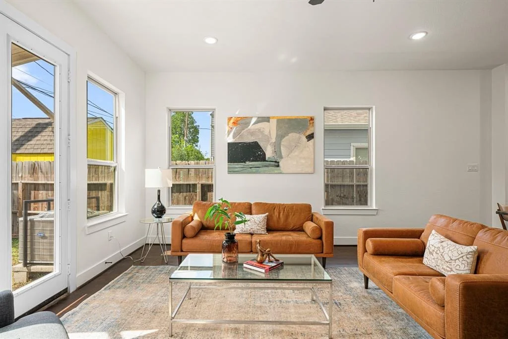 Photo of 7124 Saint Augustine Street