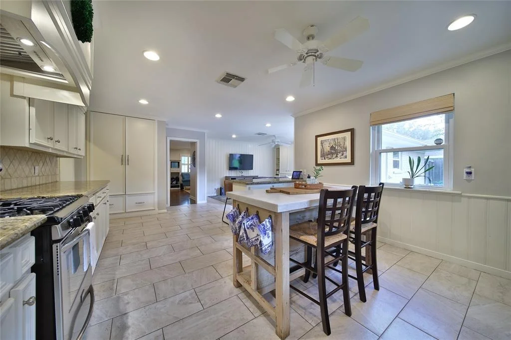 Photo of 1626 Springwood Drive