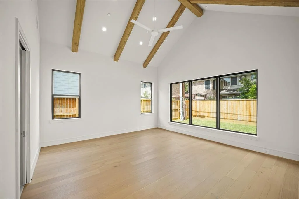 Photo of 1222 Glourie Drive