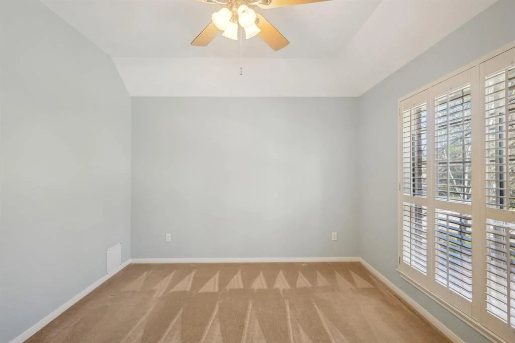 Photo of 19 Shady Pond Place
