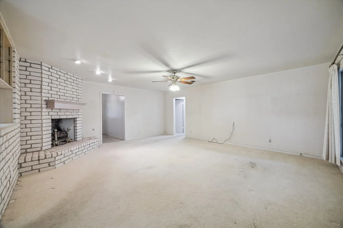 Photo of 2323 Parana Drive