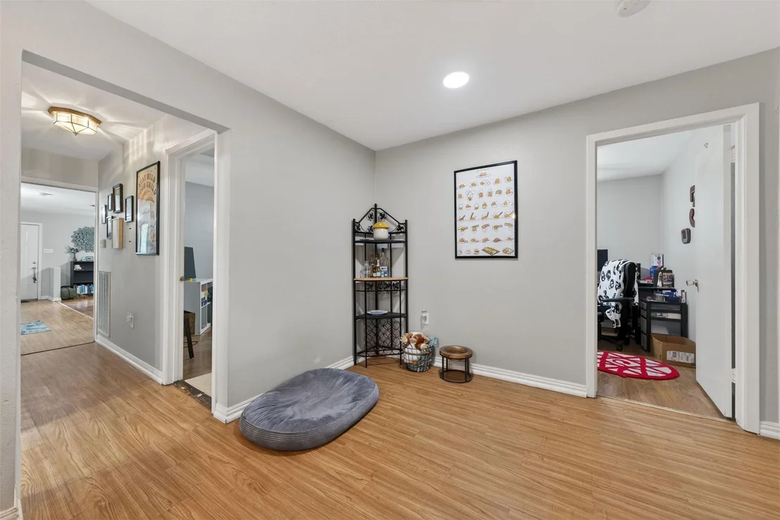 Photo of 15185 Travis Lane