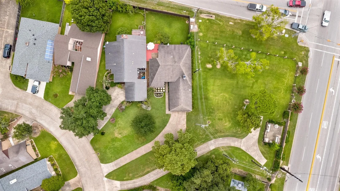 Photo of 3941 Heathersage Drive