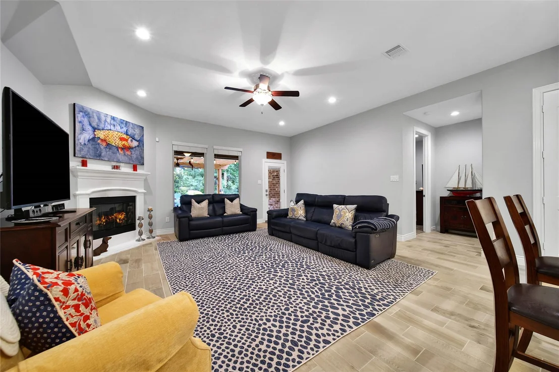 Photo of 280 Dawn Brook Lane