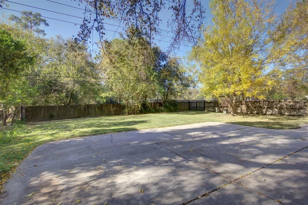 Photo of 17611 Loring Lane