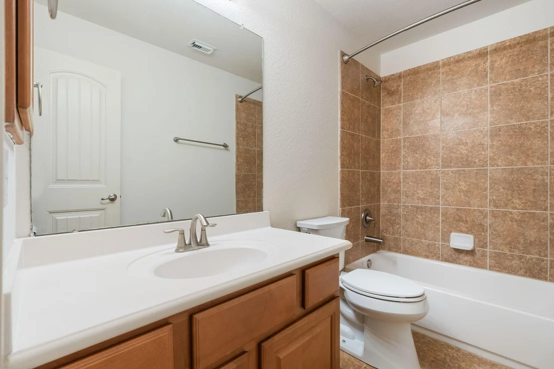 Photo of 307 Arbor Ridge Lane