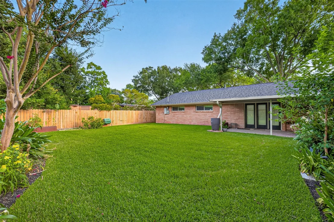Photo of 5214 Starkridge Drive