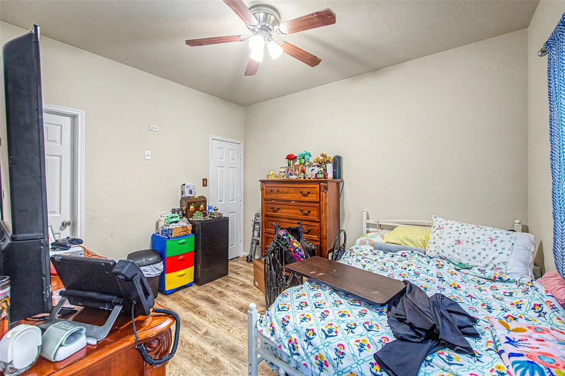 Photo of 5006 Forest Hurst Glen