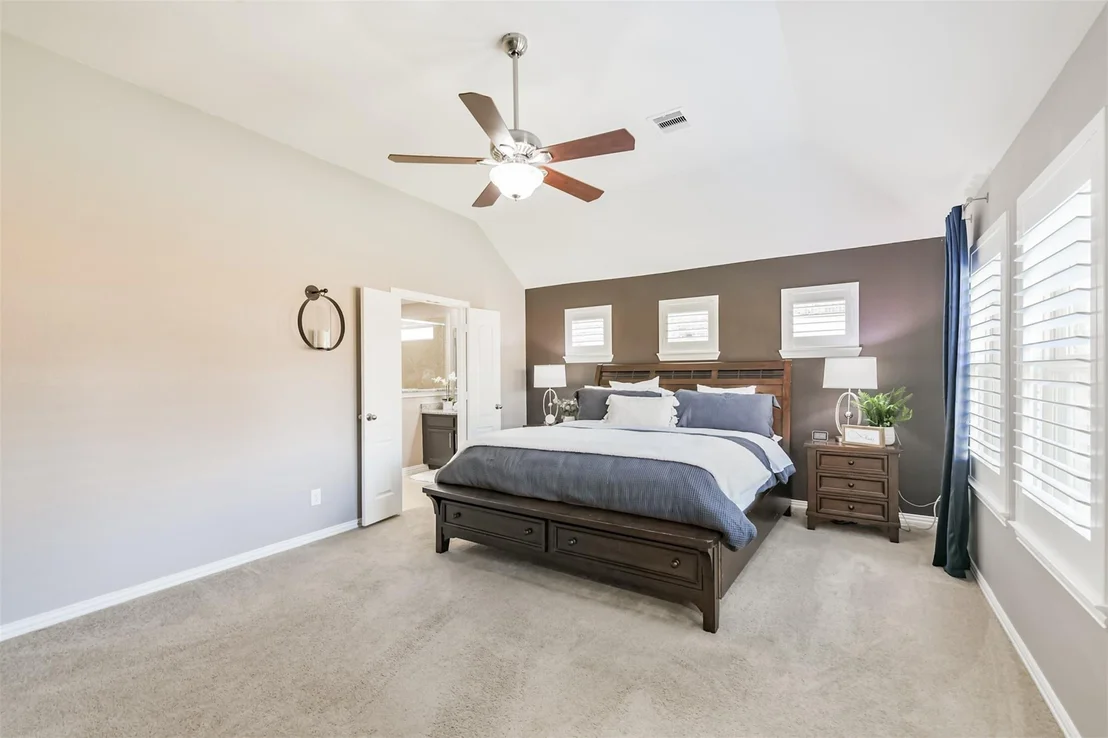 Photo of 9622 Invergarry Way