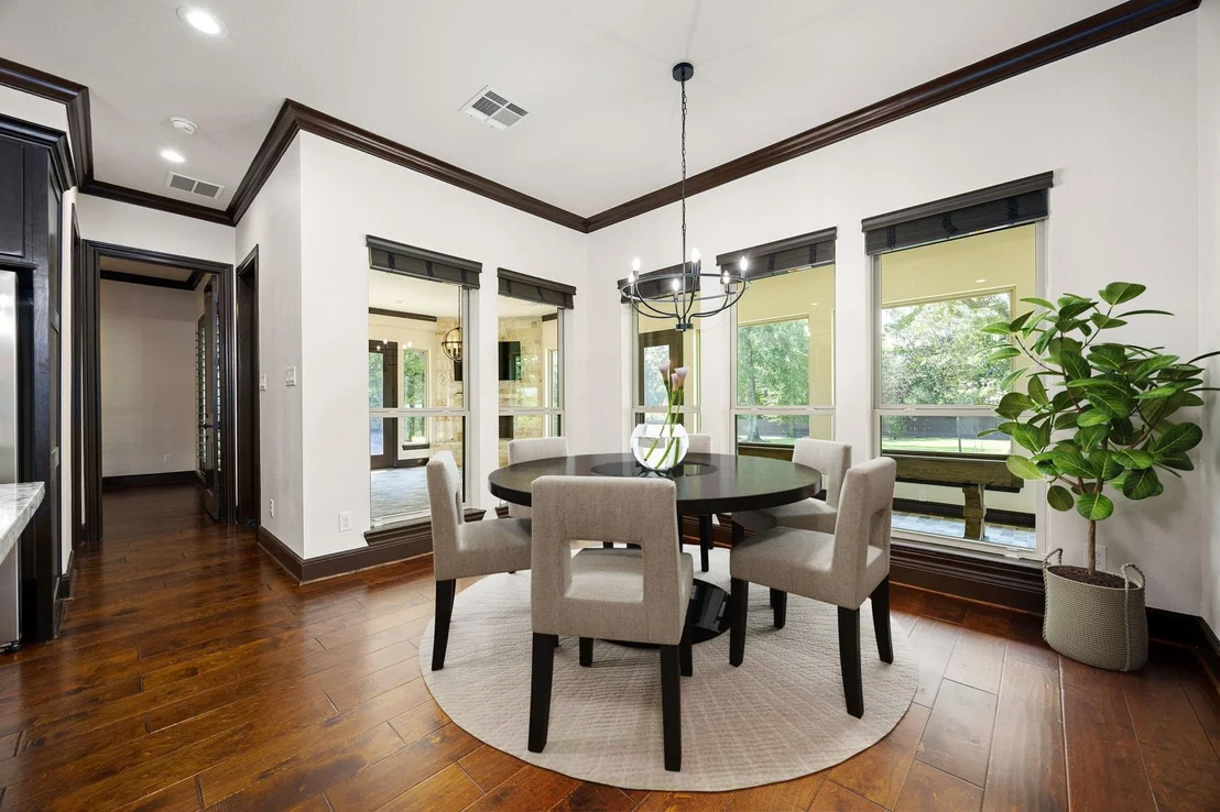 Photo of 8989 Stone Oak Drive