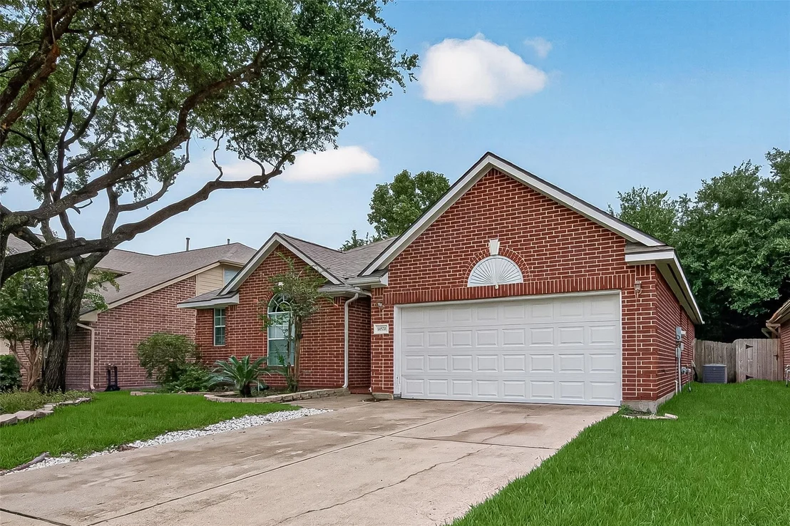 Photo of 14531 Chestnut Falls Drive