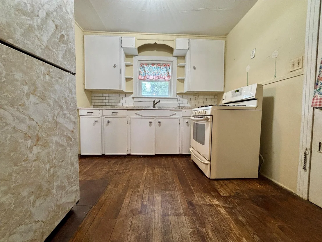 Photo of 1017 W Austin Street