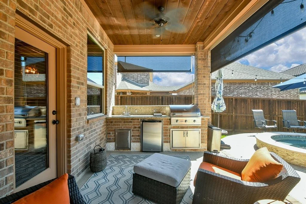 Photo of 7539 Langley Road