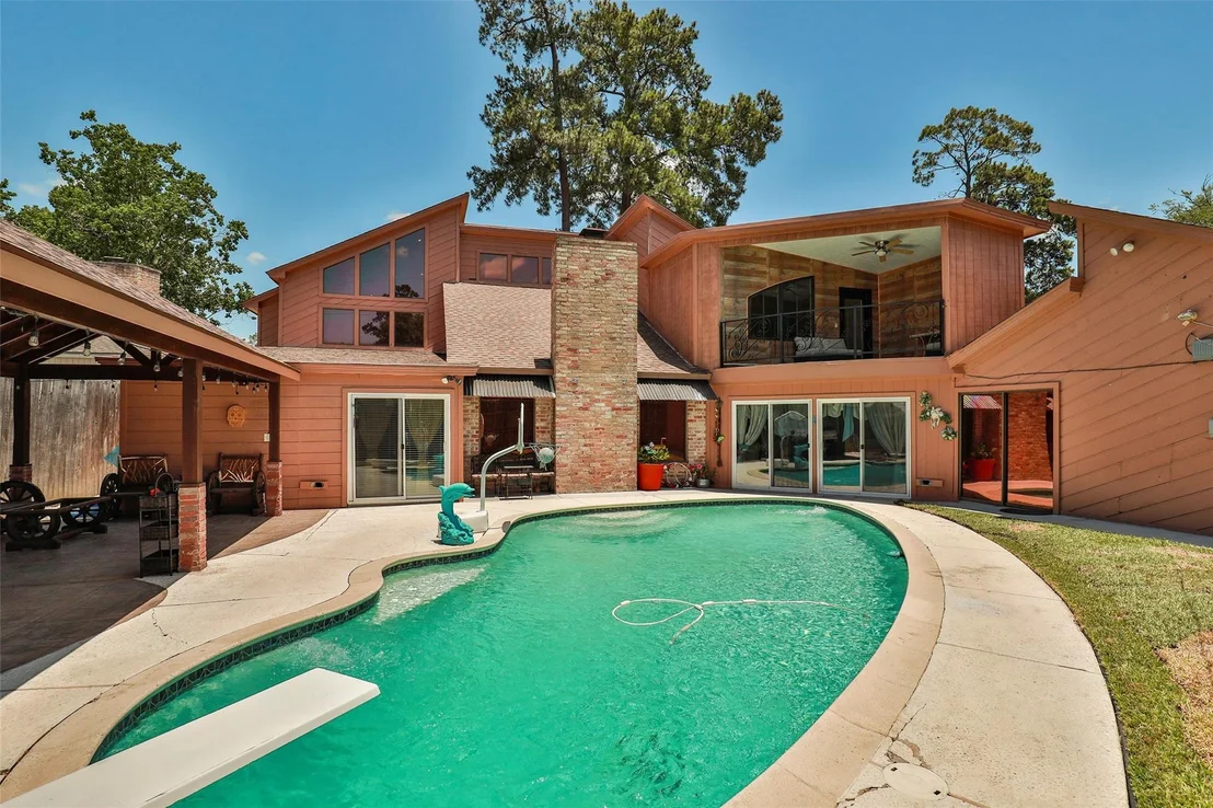 Photo of 15703 Winding Moss Drive