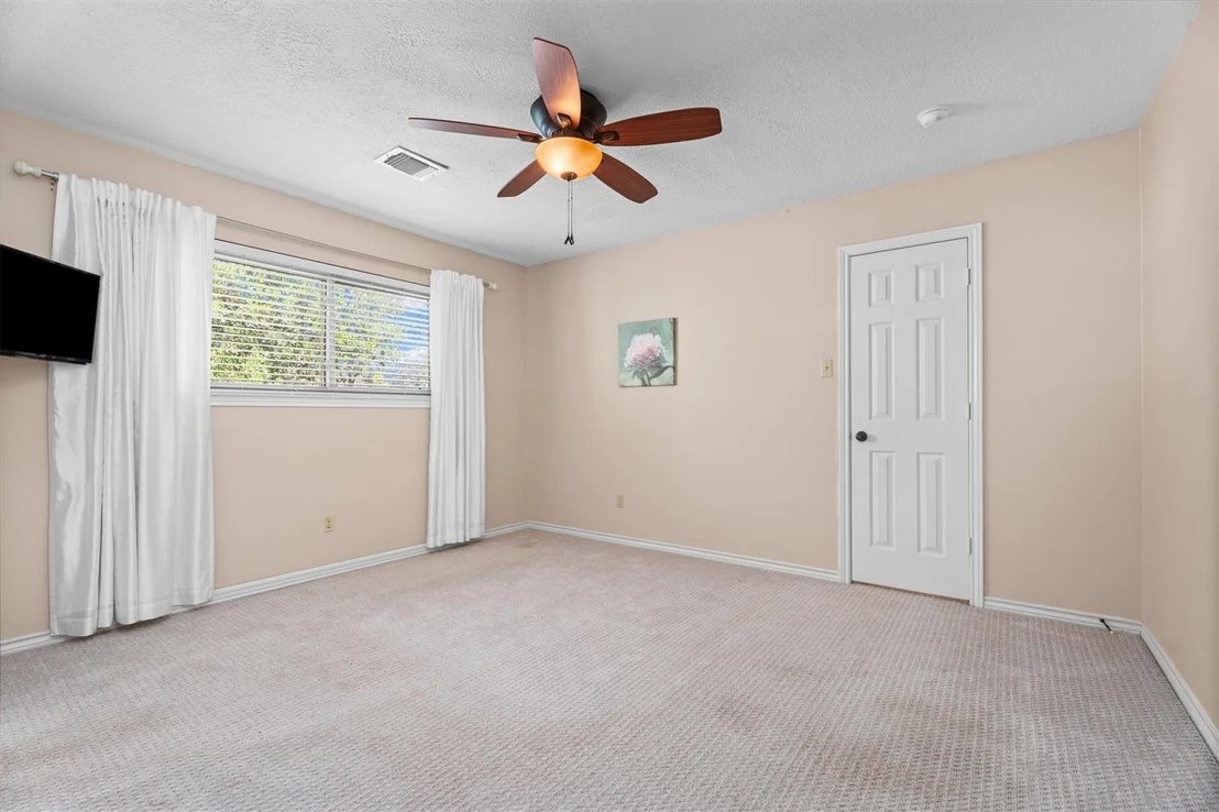 Photo of 16267 Salmon Lane