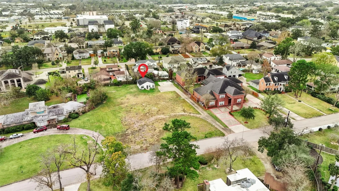 Photo of 3922 Roseneath Drive