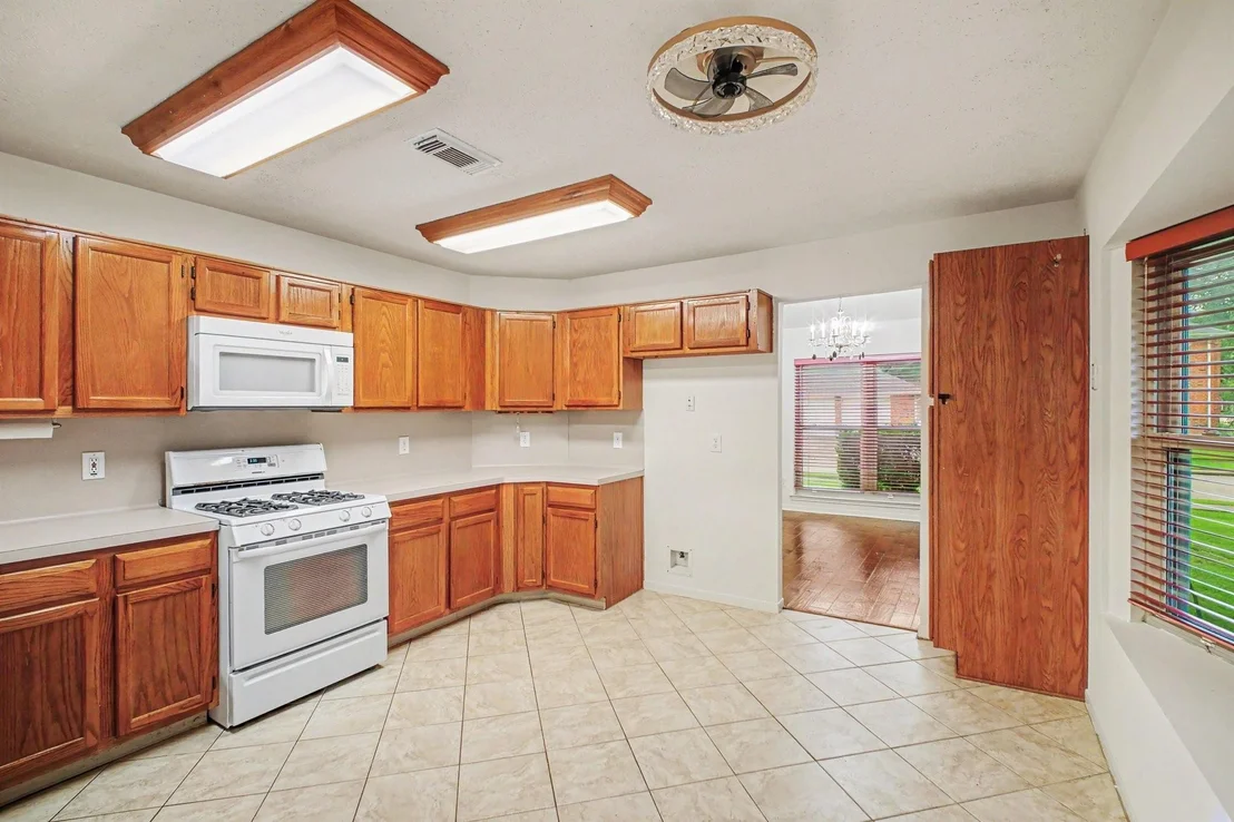 Photo of 3234 Lee Circle
