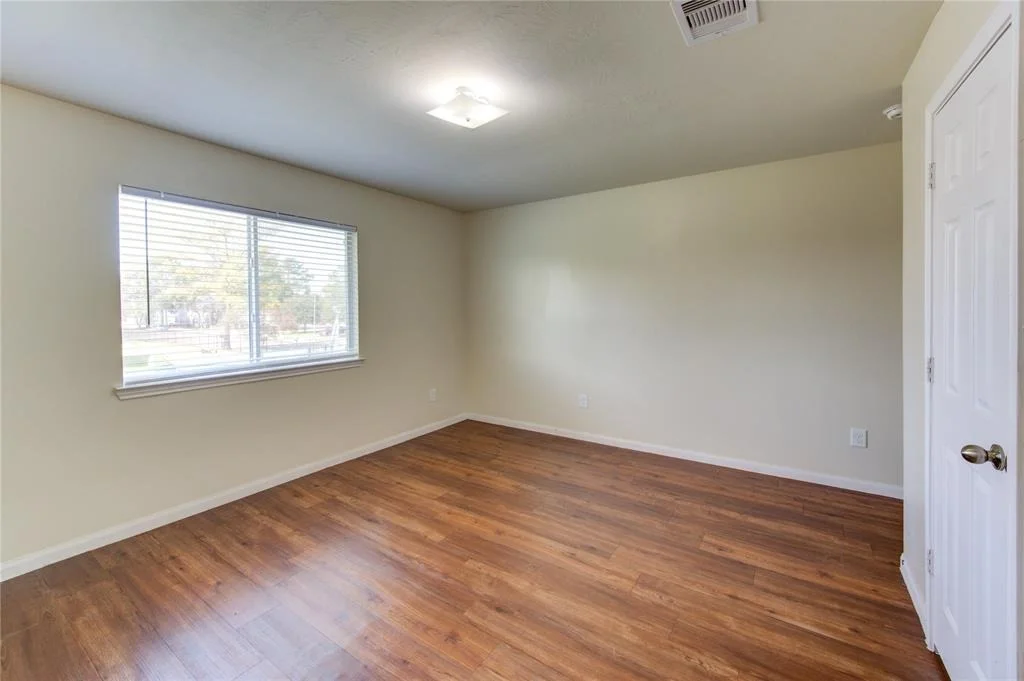 Photo of 863 Sun Prairie Drive