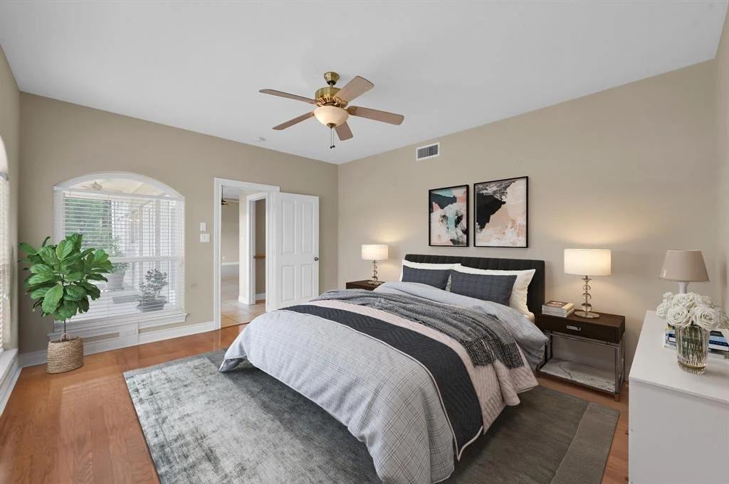 Photo of 15836 Malibu E