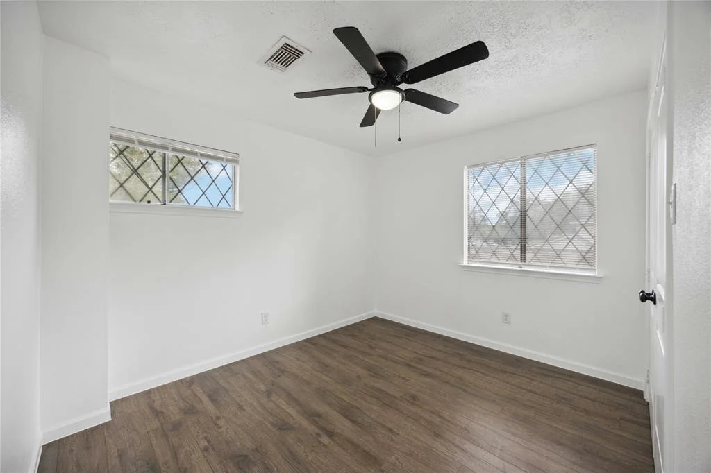 Photo of 2035 Derby Drive