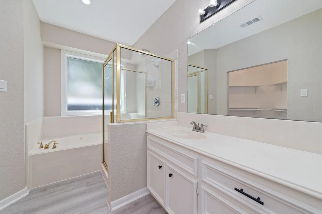 Photo of 19023 Owen Oak Drive