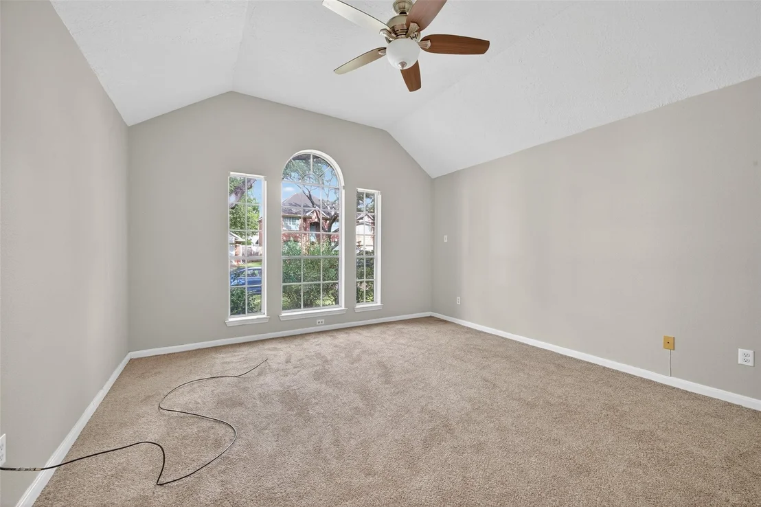 Photo of 1015 Augusta Drive