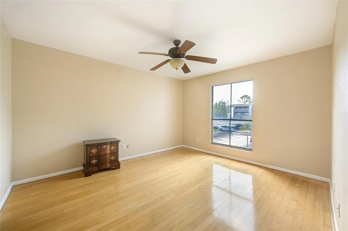 Photo of Unit 21 at 3055 Walnut Bend Lane